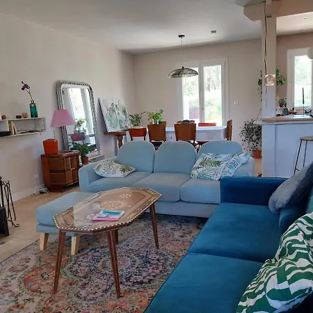ヴィラ Charmante Maison Avec Jardin Et Terrasse *